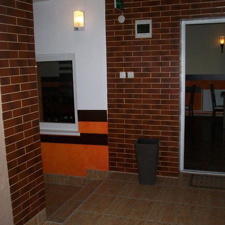 Casa Agnes Vendeghaz Hotel Fantanele  Екстериор снимка