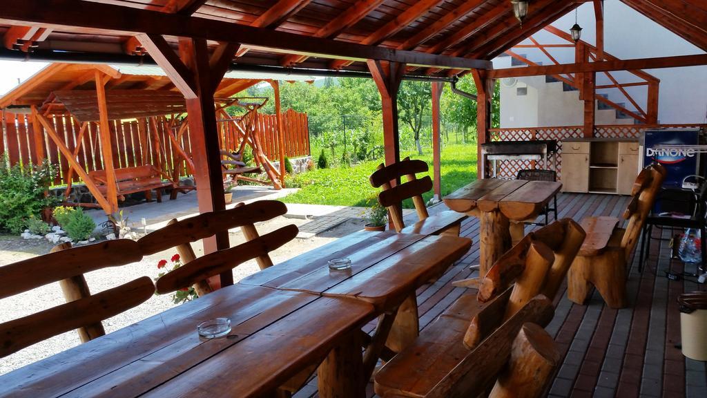 Casa Agnes Vendeghaz Hotel Fantanele  Екстериор снимка