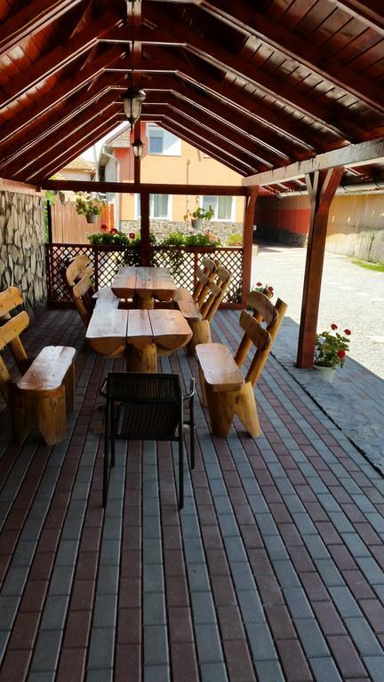 Casa Agnes Vendeghaz Hotel Fantanele  Екстериор снимка