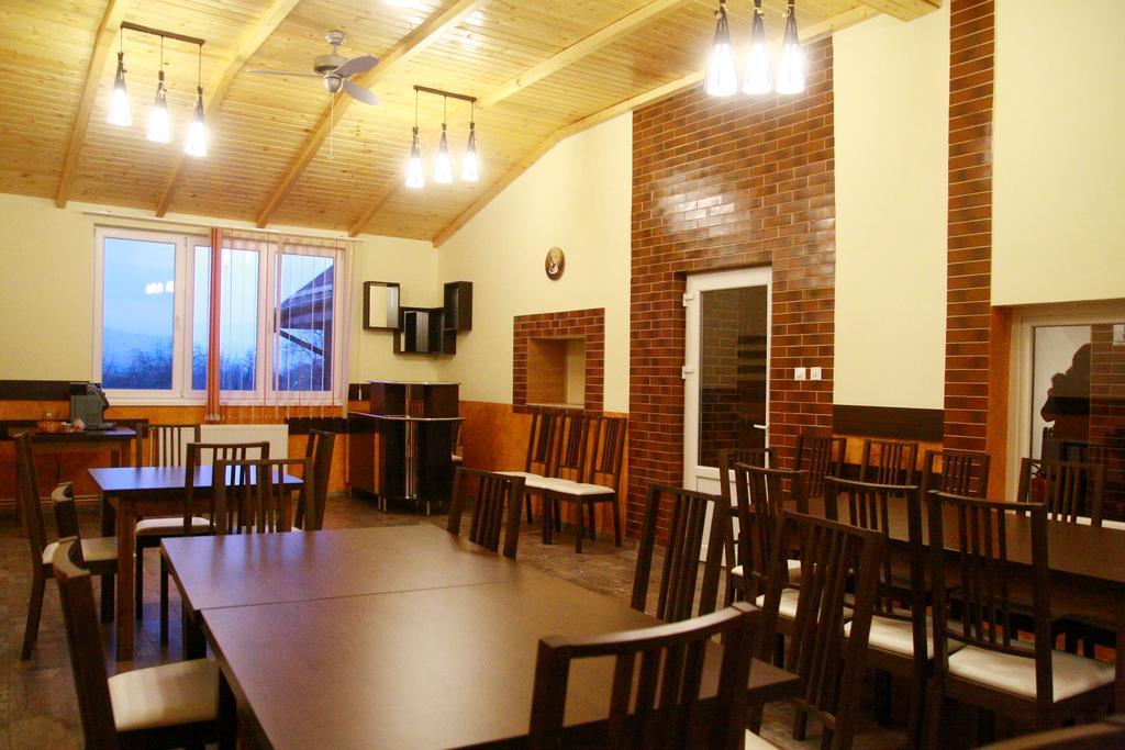 Casa Agnes Vendeghaz Hotel Fantanele  Екстериор снимка