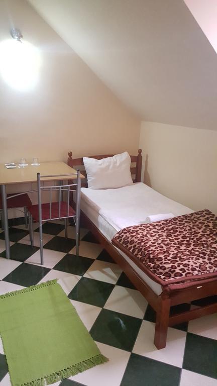 Casa Agnes Vendeghaz Hotel Fantanele  Екстериор снимка