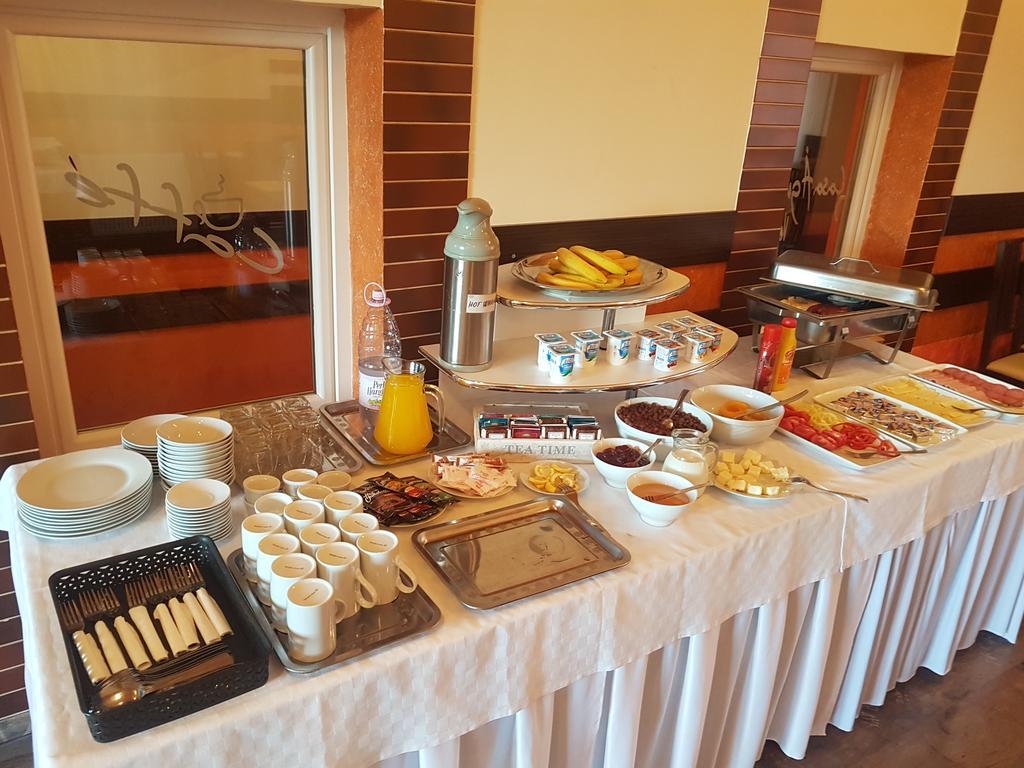 Casa Agnes Vendeghaz Hotel Fantanele  Екстериор снимка