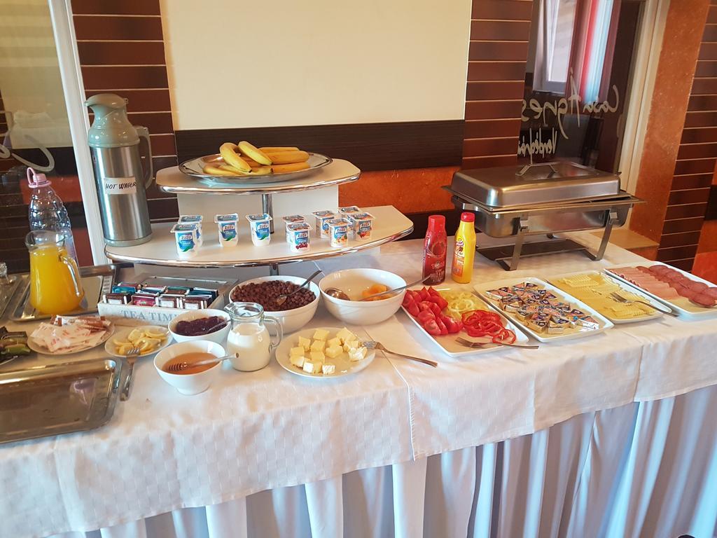 Casa Agnes Vendeghaz Hotel Fantanele  Екстериор снимка