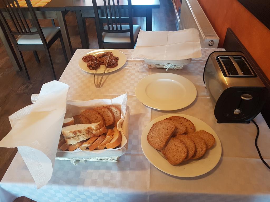 Casa Agnes Vendeghaz Hotel Fantanele  Екстериор снимка