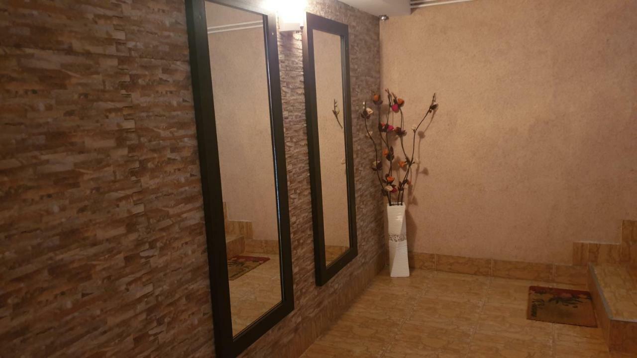 Casa Agnes Vendeghaz Hotel Fantanele  Екстериор снимка