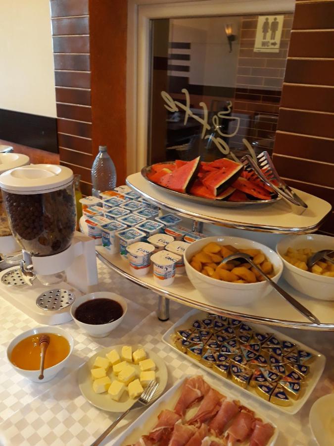 Casa Agnes Vendeghaz Hotel Fantanele  Екстериор снимка